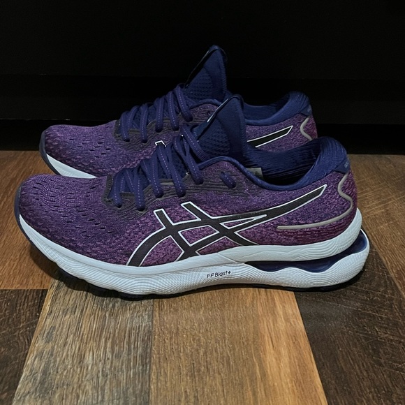 EUC Asics Women’s Gel-Nimbus 24 Purple/Light Blue Size 8.5 - Picture 7 of 12